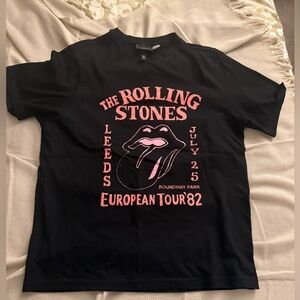 H&M Black and Pink Rolling Stones Graphic Tee